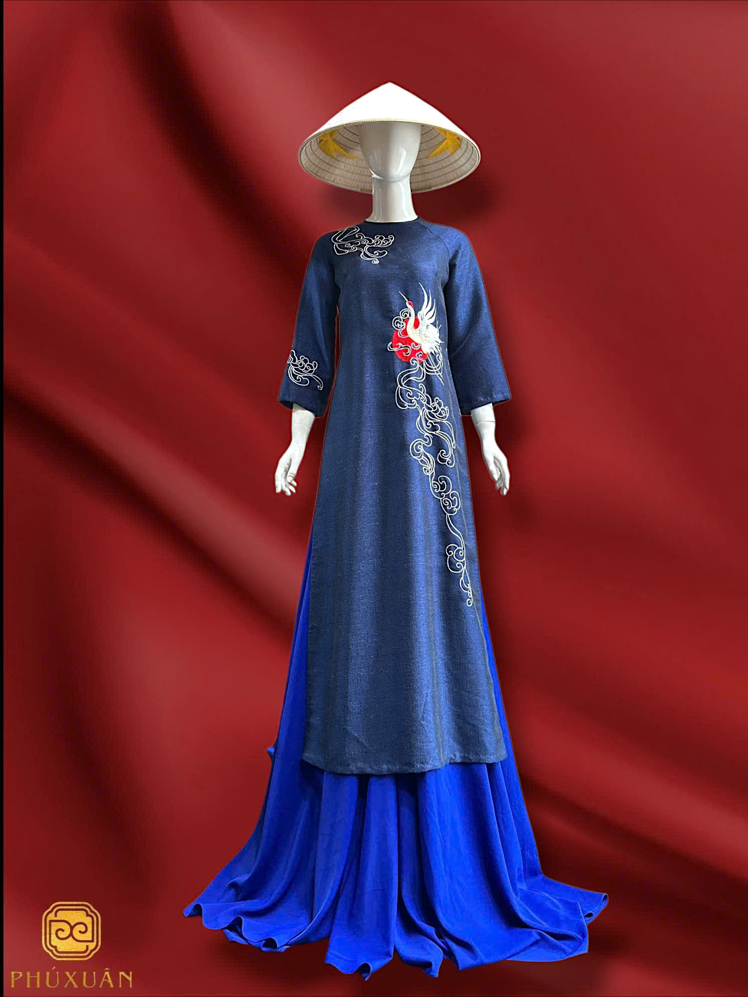 HOÀNG NGUYỆT